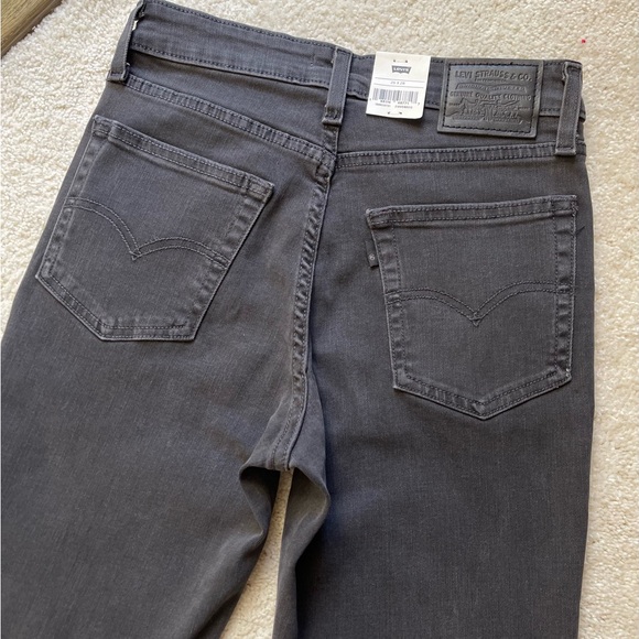 NWT Levi's Premium 721 High Rise Skinny Studded Embellished Jeans Size 26/28 - Picture 7 of 14